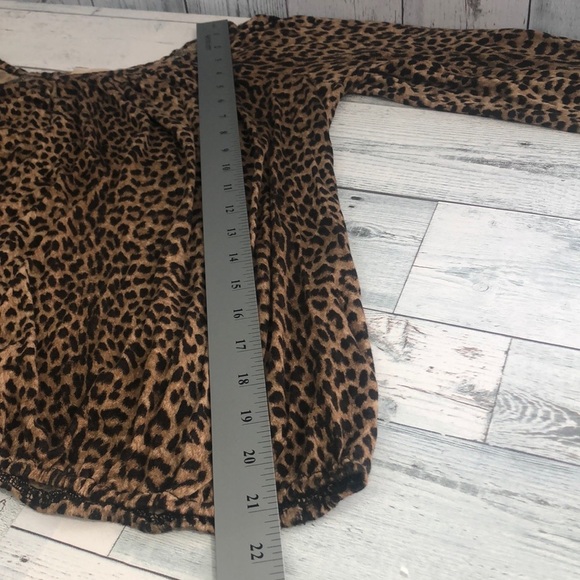 Michael Michael Kors Cheetah Print Elastic Hem Blouse Extra Small - Picture 7 of 8